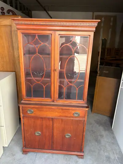 81 ads for antique cabinet glass doors in Hutches & Display