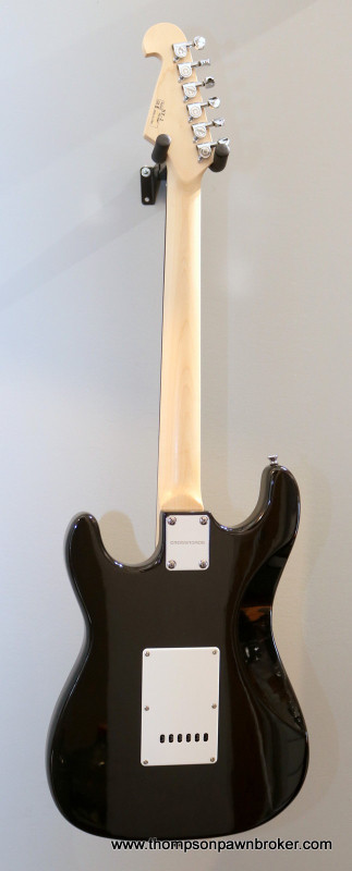 CROSSROADS ST-2 ELECTRIC GUITAR & BAG (STRAT COPY) in Guitars in Hamilton - Image 3