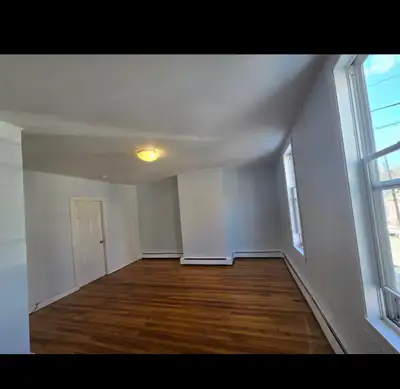 Spacious 2-bedroom, 1-bathroom apartment at 54 Wright Street, Unit 4, Saint John, NB — just minutes...