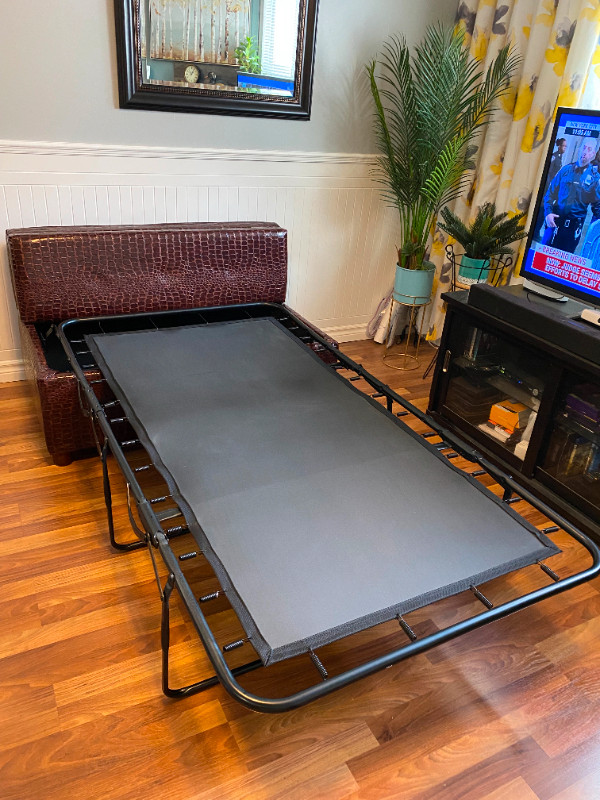 UNIQUE FOLDOUT OTTOMAN BED in Couches & Futons in Oshawa / Durham Region