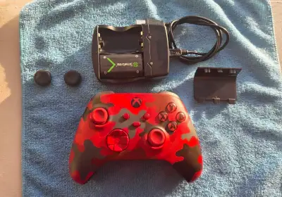 Xbox Series DayStrike Camo & Battery $40 Firm, View more
