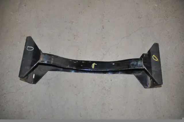 crossmember double neuf pour camion mack truck new in Other in Lévis - Image 3