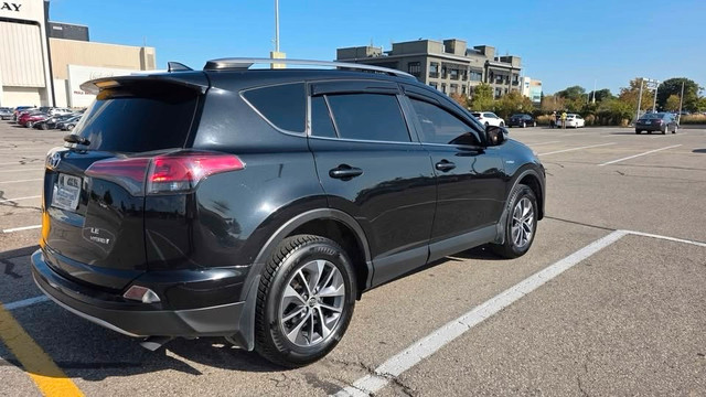 2018 Toyota Hybrid RAV 4 LE WITH SAFETY in Cars & Trucks in Mississauga / Peel Region - Image 2
