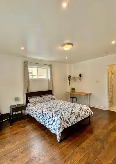 Large bright room with private bathroom , Little Italy