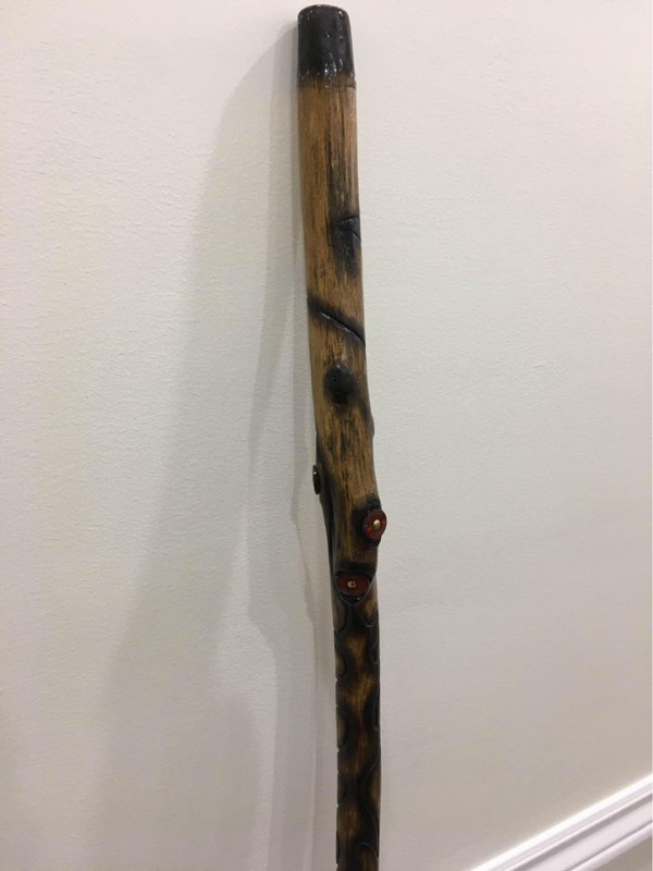 Canne décorative artisanale en bois wooden decorative cane in Hobbies & Crafts in City of Montréal - Image 2