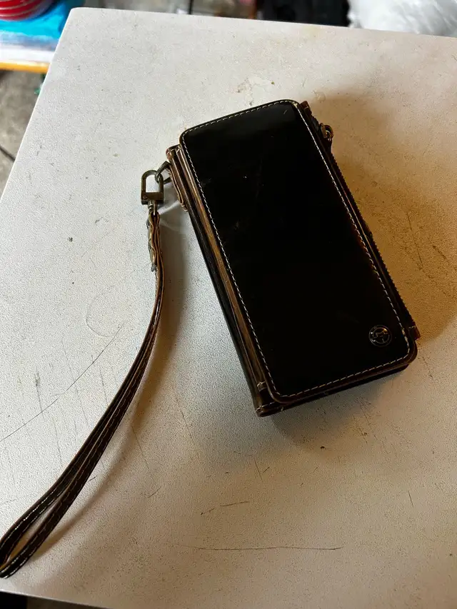 Defencecase for iPhone 14 in Cell Phone Accessories in Stratford - Image 3