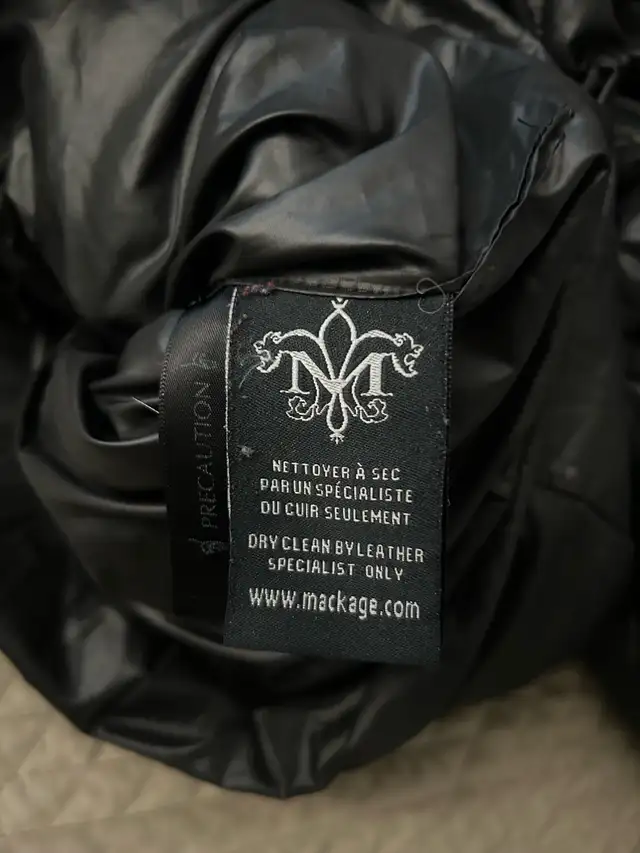 Mackage women’s jacket in Women's - Tops & Outerwear in Gatineau - Image 4