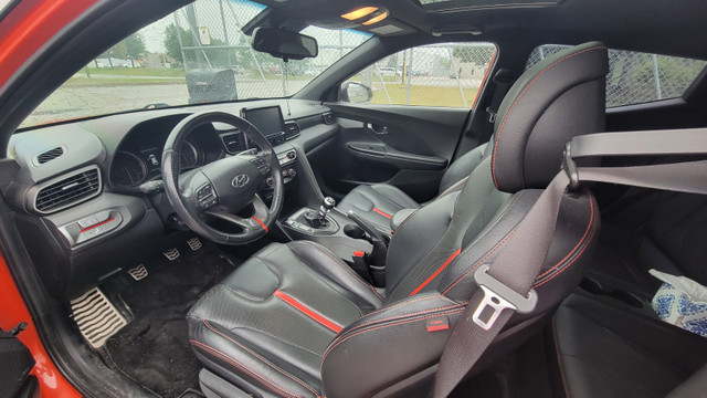 2020 Hyundai Veloster Turbo 6 speed manual in Cars & Trucks in Windsor Region - Image 3