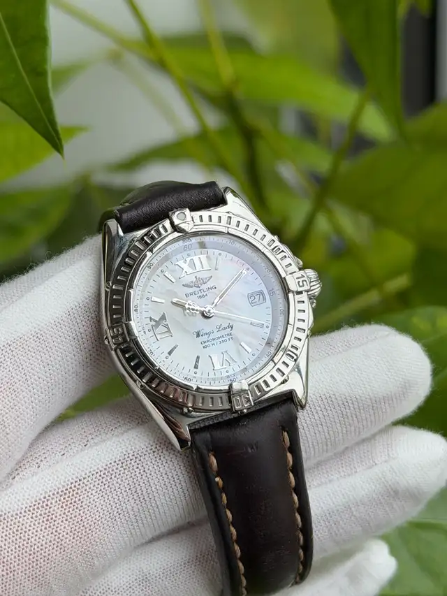 Breitling Wings Lady Mothe of Pearl Dial in Jewellery & Watches in Laval / North Shore - Image 3