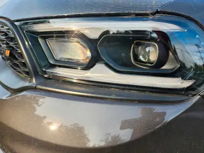 2021-2025 OEM Dodge Durango Headlights come with all wiring included. Zero damages all tabs are perf...