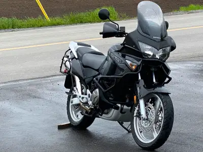 Moto HONDA VARADERO 1000 2008 ABS XL 1000 V-ABS Noir métallisé Honda Adventure Touring Motorcycle Do...