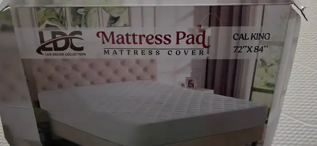 LDC Lux Decor Collection Mattress Pad - King Mattress Cover in Bedding in Hamilton - Image 4