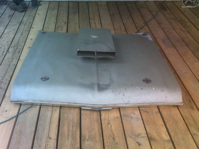 NOVA CHEVY 2 FIBERGLASS HOOD 1968-1974 WITH FRONT HOOD TRIM in Auto Body Parts in Brantford