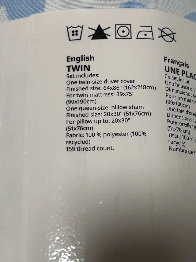 Twin Mattress Frame and Bedding 64639723766274124