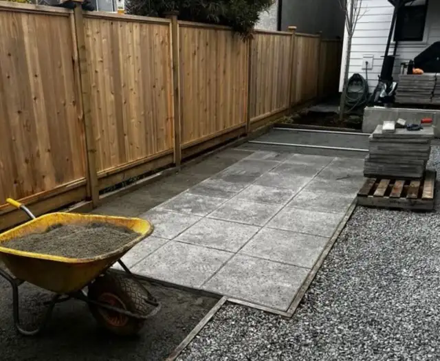 Interlocking / Landscaping454687285104486403