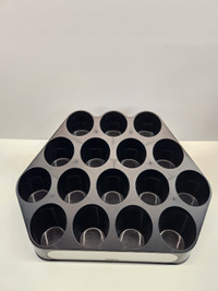 Plastic display container - 16 4cm diameter holes