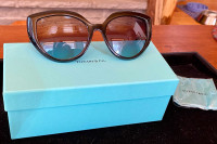 Tiffany and Co Sunglasses - cat eye shaped 