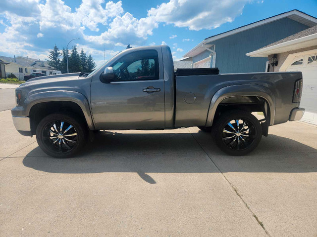 2008 GMC 1500 Sierra Sport Shortbox in Cars & Trucks in Lethbridge