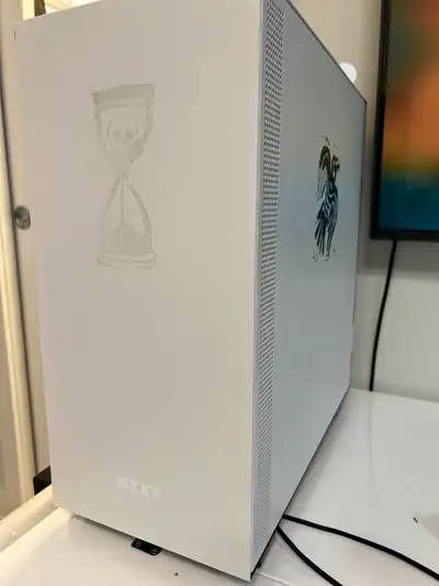 Case: NZXT H510 Mother Board: MSI Tomahawk Max B450 Processor: Ryzen 7 3700X 8 Core 16 Thread with L...