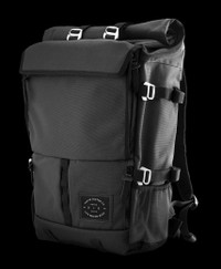 peloton    asphalt backpack 30-45L    + phone pouch