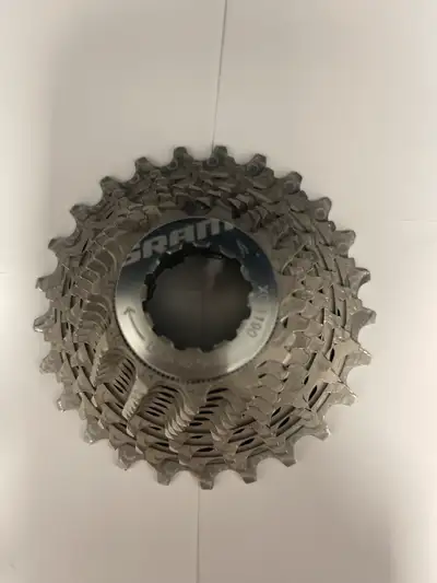 For sale mint/ like new condition Cassette "SRAM RED XG 1190" 11v 11/25 Cassette SRAM RED : 11 speed...