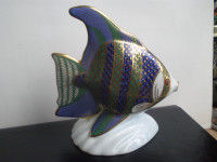 Royal Crown Derby Paperweight Figurine - " Angel Fish " -