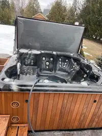 Hot tub outside sanding/cleaning