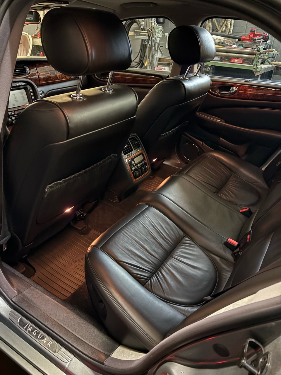 Jaguar Xj8 2004 photo 3