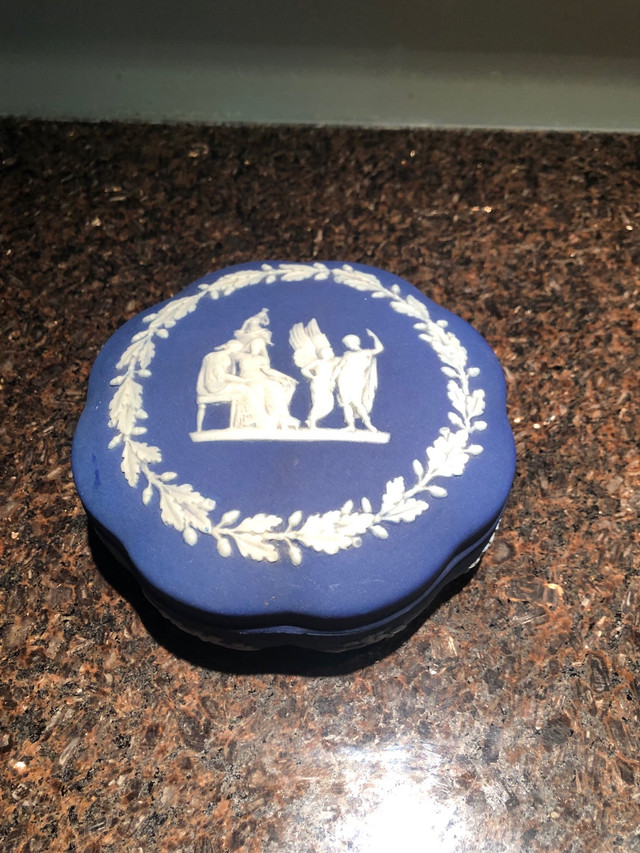 Wedgwood Jasper ware Lidded trinket boxes in Arts & Collectibles in City of Toronto