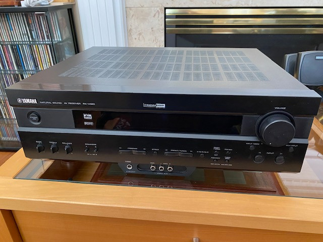 Yamaha Surround Sound 5.1 receiver model RX-V420 in Stereo Systems & Home Theatre in Markham / York Region - Image 2