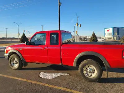1998 Ford Ranger XLT SuperCab 4WD – Well Maintained – Winter Tires Included Reliable 1998 Ford Range...