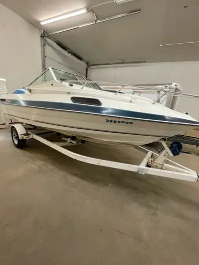 I'm selling a 1991 Bayliner Cuddy, a reliable vessel perfect for weekend getaways and fishing trips....