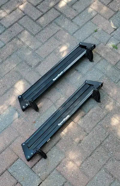 Skiis / Snowboard Roof Rack Carrier (Locking) with Key, View more