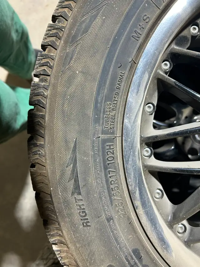 4 Winter tires + Rims 225 / 65 R17 in Tires & Rims in City of Toronto - Image 4