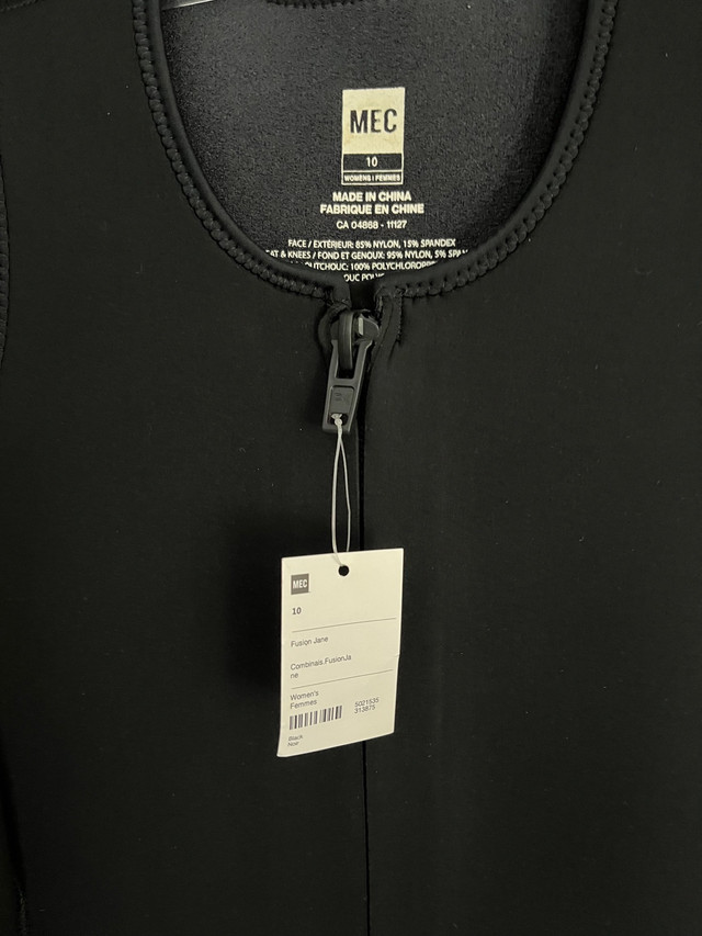 Wet Suits  -  Men’s Medium & sizes 10, 14, 16 in Water Sports in Kitchener / Waterloo - Image 3