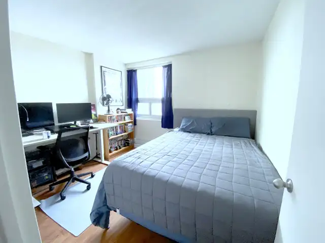 1 Room in 2 Bedroom Apartment in Room Rentals & Roommates in Ottawa - Image 8