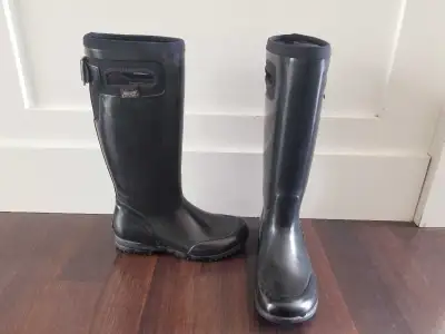 Bogs black rain boots woman size 6, View more