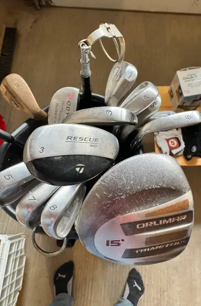 MENS RIGHT HAND GOLF CLUBS / CART BAG  ++++ MUCH MORE!!!, View more