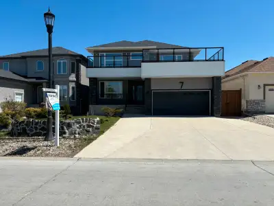 luxury 6bedroom house for rent in Sage Creek