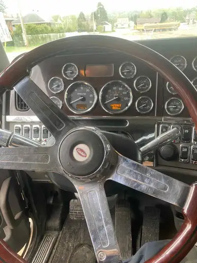 class 1 manual driver available evenings and weekends, View more