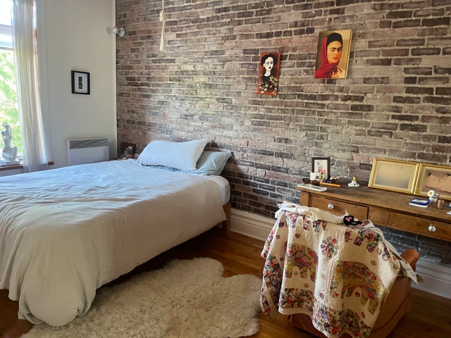 October: Charming Room for rent in the heart of the mile end — photo 3