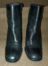 ENZO ANGIOLINI BLACK LEATHER ANKLE BOOTS