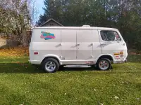1969 chev flat nose shorty no window van   (Custom)