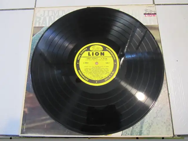 Classic Jimmy Durante In Person Vinyl LP Mint Condition Cir 1956 in Arts & Collectibles in Mississauga / Peel Region - Image 3