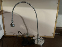 Move able desk lamp