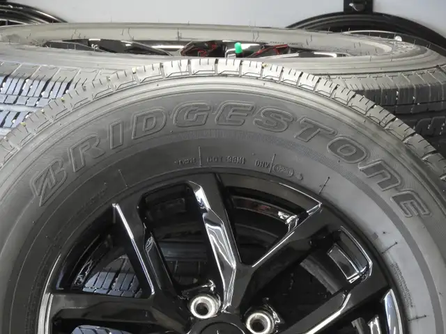 MINT - 5x127 JEEP GLADIATOR TAKE OFF 17 INCH WHEEL - 245/75R17 in Tires & Rims in Edmonton - Image 10