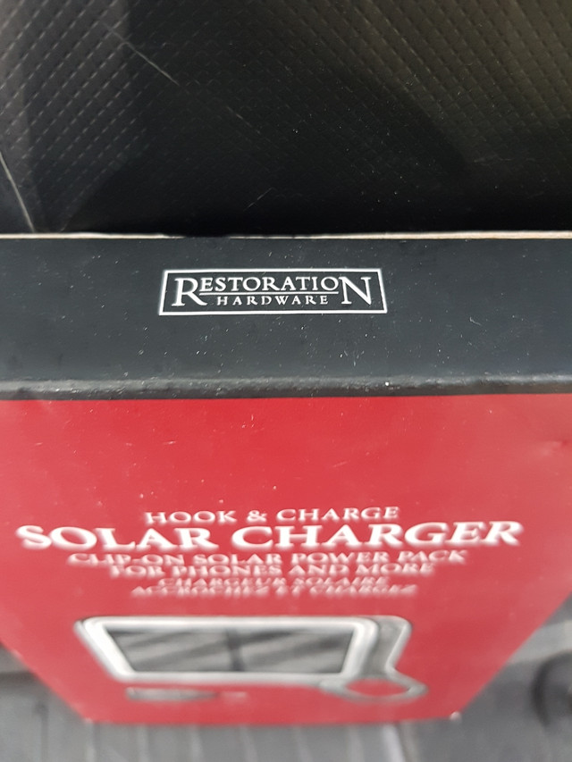 Restoration Hardware Solar Charger in Cell Phone Accessories in Mississauga / Peel Region - Image 4