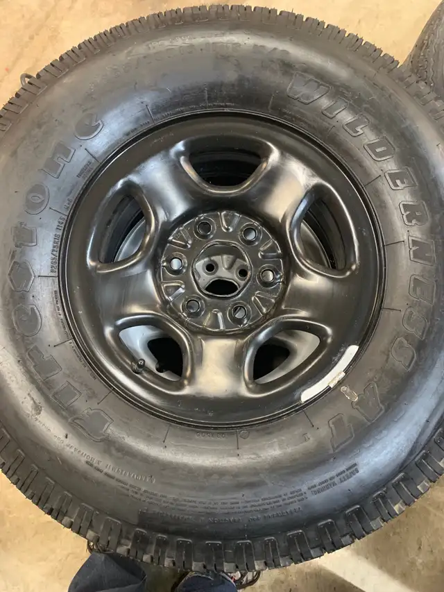 Chevrolet, GMC, Silverado, Yukon, Suburban in Tires & Rims in London - Image 7