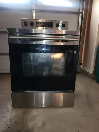 Samsung Flat Top Stove $300, View more