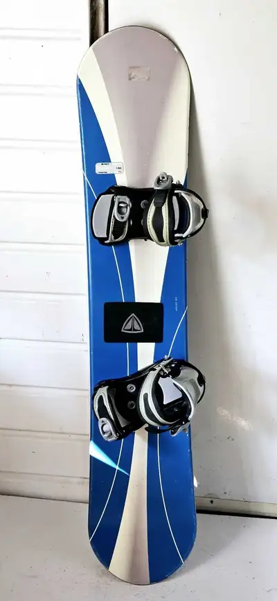 FIREFLY Primero Snowboard 130-CM W/ Small Bindings, View more